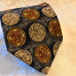 Van Heusen Silk Necktie